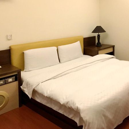 Zaw Jung Business Hotel Đài Trung Ngoại thất bức ảnh
