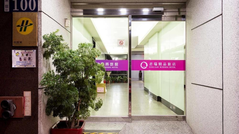 Zaw Jung Business Hotel Đài Trung Ngoại thất bức ảnh